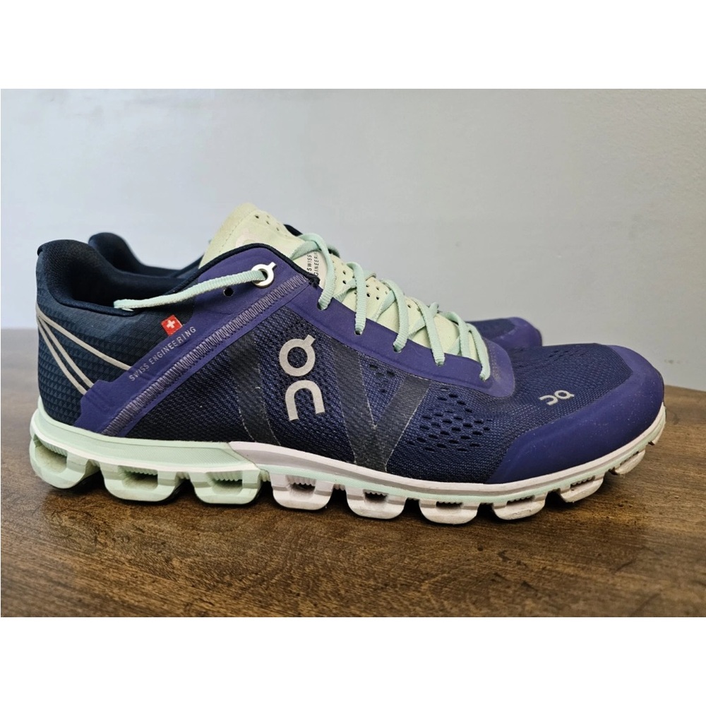 On Cloudflow Womens Blue Green White  Trail Running Hiking Shoes Sz US 6.5